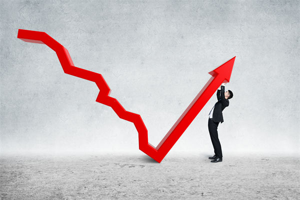 績效反饋只談問題，員工成長動(dòng)力該如何真正激活？