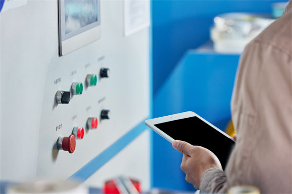 員工抵觸流程變革，數(shù)字化管理轉(zhuǎn)型如何真正落地？