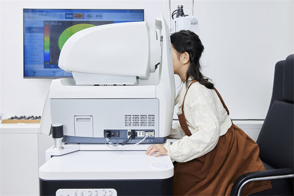 制造業(yè)管理：電子產(chǎn)品“防藍(lán)光”功能真能護(hù)眼嗎？