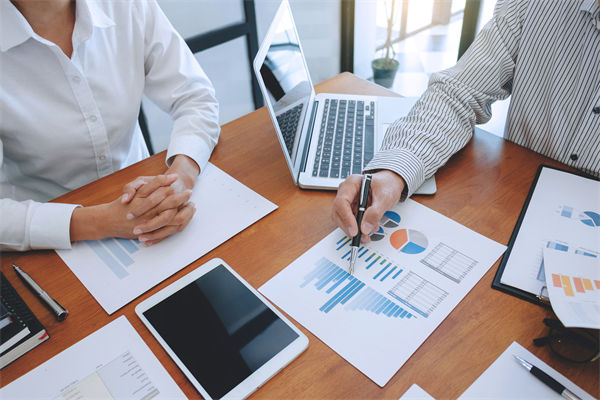 薪酬結(jié)構(gòu)與戰(zhàn)略脫節(jié)，薪酬咨詢怎樣搭建適配體系？