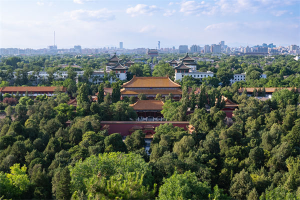 多家公司通知帶薪放假看閱兵，績效管理有何啟示？