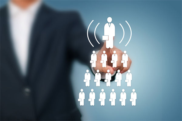 組織架構(gòu)跟著業(yè)務(wù)變總錯(cuò)位，效率越調(diào)越低怎么破？