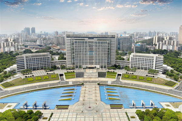 年度計劃寫得漂亮卻落不了地，東莞年度經營計劃咨詢公司能抓實嗎？