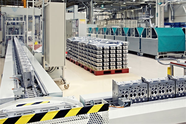 中小企業(yè)應(yīng)用精益生產(chǎn)，面臨哪些特殊挑戰(zhàn)與機(jī)遇？