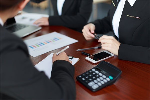 薪酬績效咨詢公司，如何助企業(yè)制定公平激勵方案？